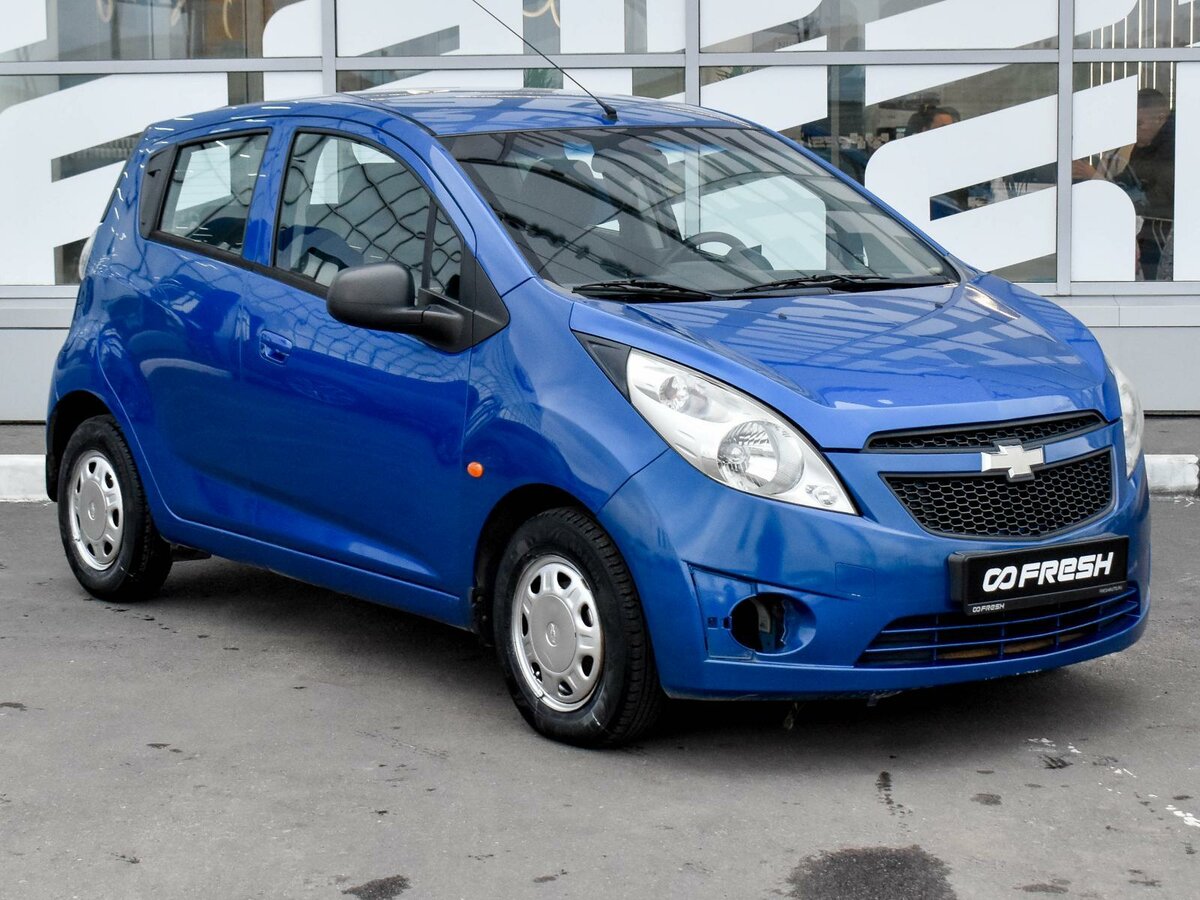 Купить б/у Chevrolet Spark III 1.0 MT (67 л.с.) бензин механика в ...