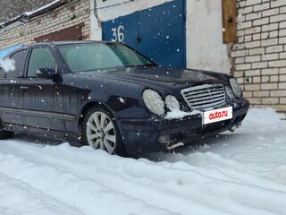 1999 Mercedes-Benz E-Класс 240 II (W210, S210) Рестайлинг, синий, 650000 рублей, вид 1