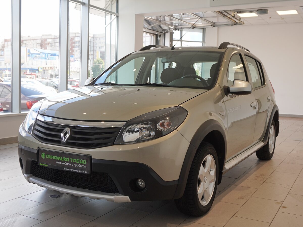 Купить б/у Renault Sandero I Stepway 1.6 MT (84 л.с.) бензин механика в ...