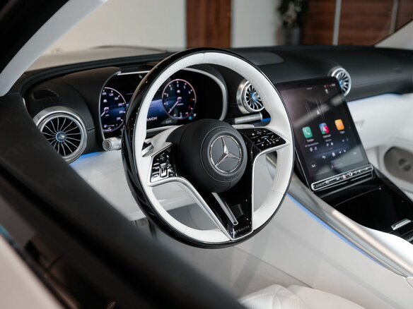 2025 Mercedes-Benz Maybach SL SL 680, белый, 36890000 рублей - вид 22