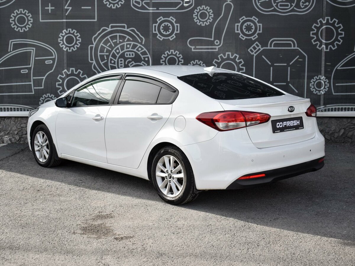 Купить б/у Kia Cerato III Рестайлинг (Classic) 1.6 AT (130 л.с.) бензин автомат 