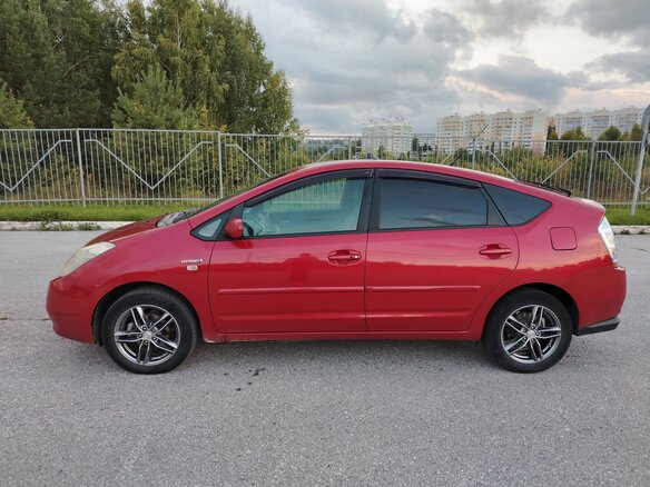 2009 Toyota Prius II Рестайлинг (XW20), красный, 920000 рублей - вид 6