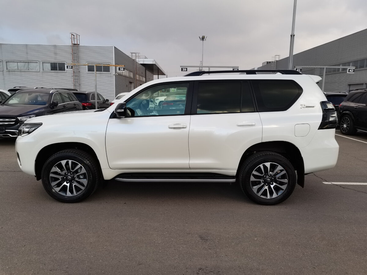 Едем на toyota land cruiser prado белая т913нр750