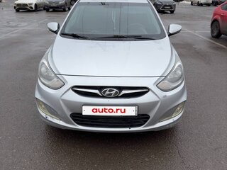 2013 Hyundai Solaris I, серый, 650000 рублей, вид 1
