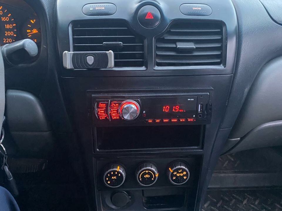 Купить б/у Nissan Almera Classic I 1.6 AT (107 л.с.) бензин автомат в ...