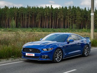 2017 Ford Mustang VI, синий, 5200000 рублей, вид 1