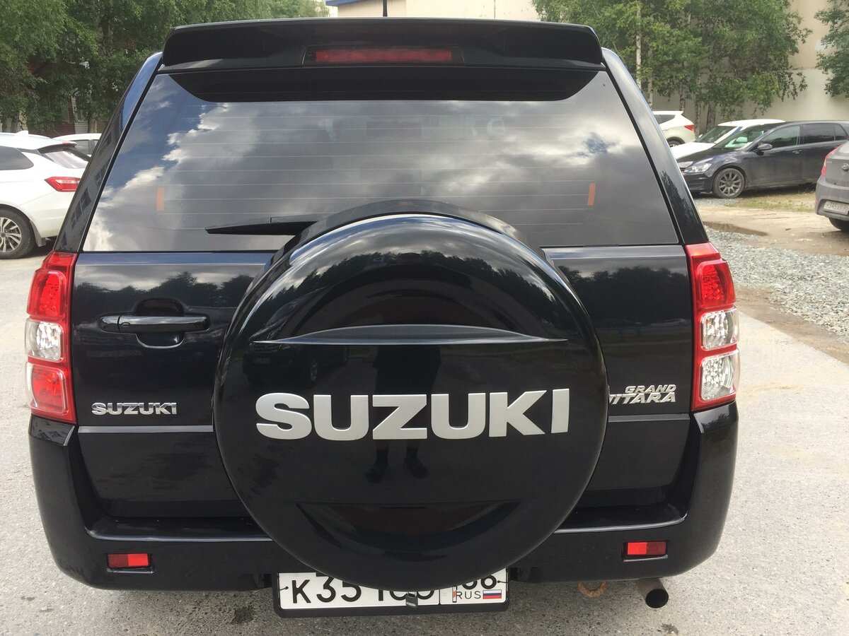 2011 Suzuki Grand Vitara III Рестайлинг, чёрный, 1310000 рублей - вид 3