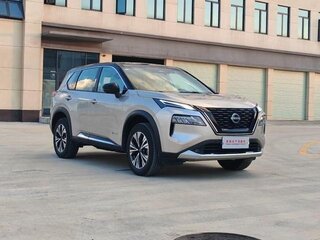 2024 Nissan X-Trail IV, золотистый, 2610000 рублей, вид 1