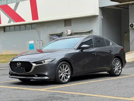 2022 Mazda 3 Axela IV (BP), чёрный, 1376000 рублей, вид 1