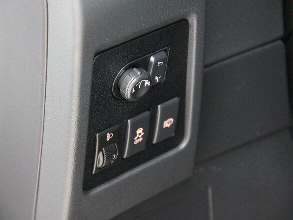 2011 Nissan Qashqai I Рестайлинг, белый - вид 26