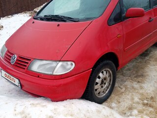 1999 Volkswagen Sharan I, красный, 350000 рублей, вид 1