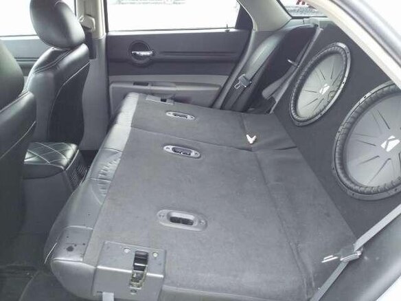 Купить б/у Dodge Magnum II 2.7 AT (193 л.с.) бензин автомат в Москве ...