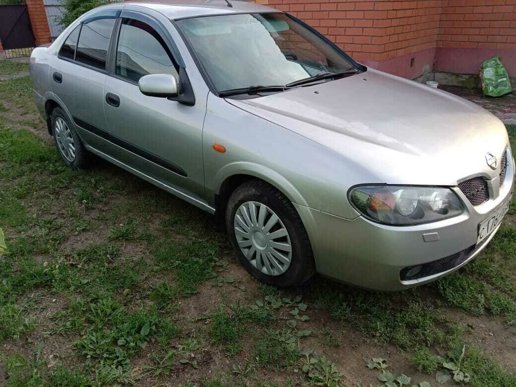 Ниссан Альмера 2 хэтчбек Вишневая