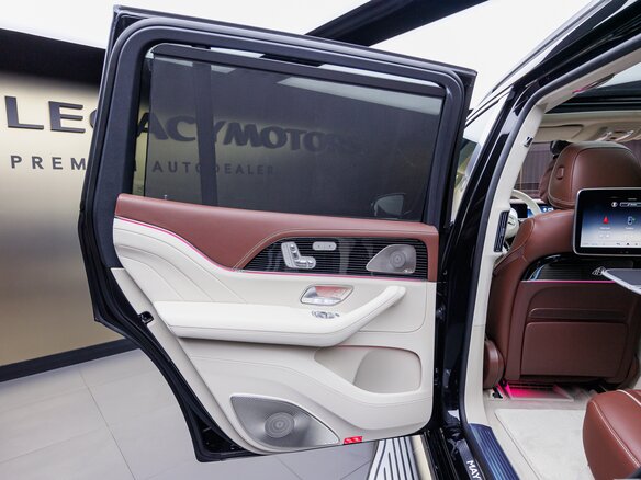 2025 Mercedes-Benz Maybach GLS 600 I Рестайлинг, чёрный, 29000000 рублей - вид 29