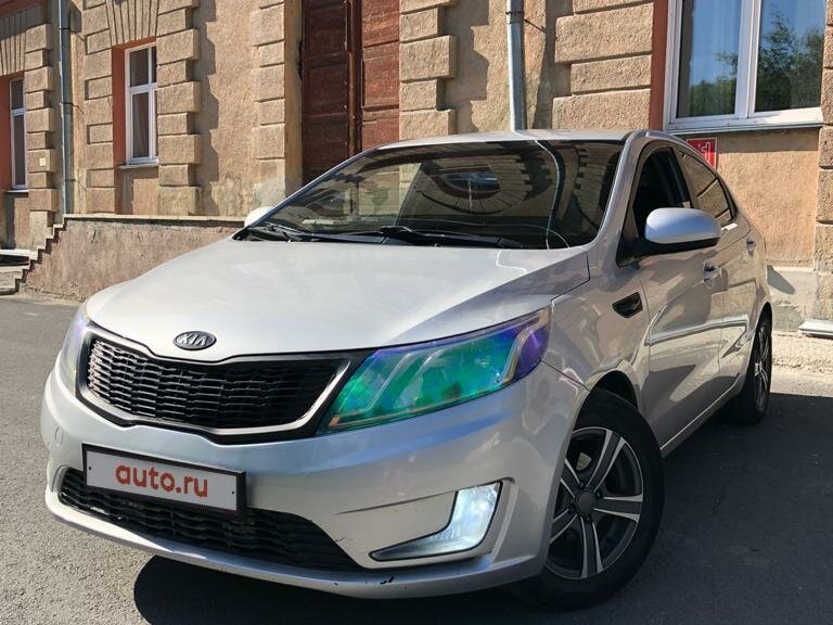 Купить б/у Kia Rio III 4-speed 1.6 AT (123 л.с.) бензин автомат в ...