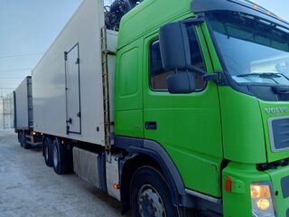 2009 Volvo FM, зелёный, 6800000 рублей, вид 1