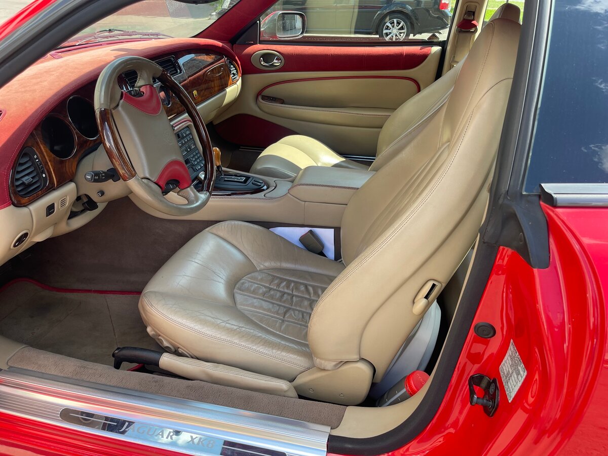 Купить б/у Jaguar XK I 4.0 AT (284 л.с.) бензин автомат в Москве ...