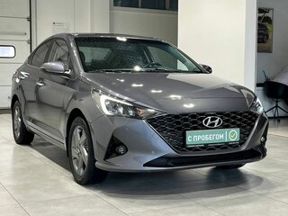 2021 Hyundai Solaris II Рестайлинг, серый, 1689900 рублей, вид 1