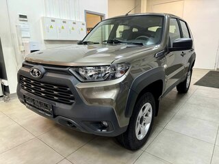 2025 Lada (ВАЗ) Niva Travel I, коричневый, 1572000 рублей, вид 1