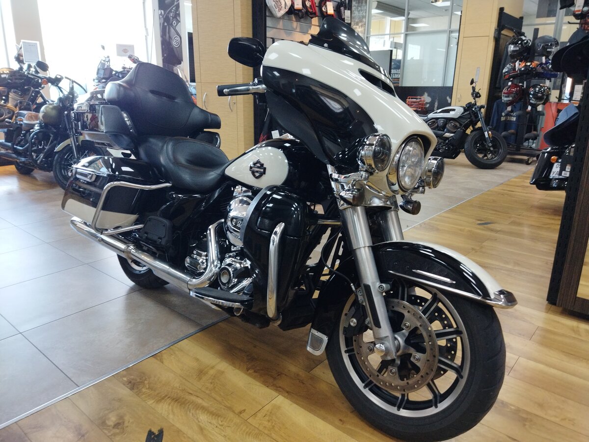 Harley Electra Glide 2014