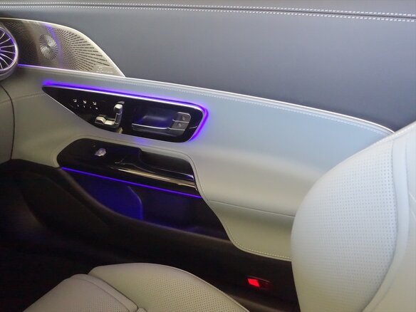 2022 Mercedes-Benz SL-Класс AMG SL 43 43 AMG IV (R232), серебристый, 10600000 рублей - вид 12