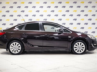 2014 Opel Astra J Рестайлинг, коричневый, 860555 рублей, вид 1