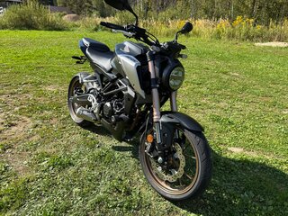 Honda CB 125