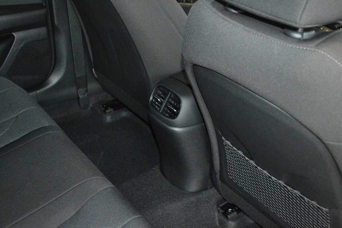 Купить новый Hyundai Elantra VII (CN7) 1.6 AT (128 л.с.) бензин автомат ...