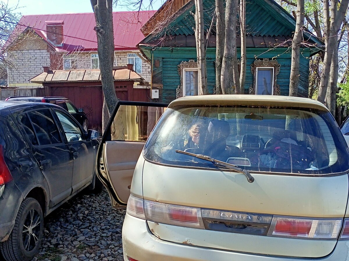 Тойота гайя 1998