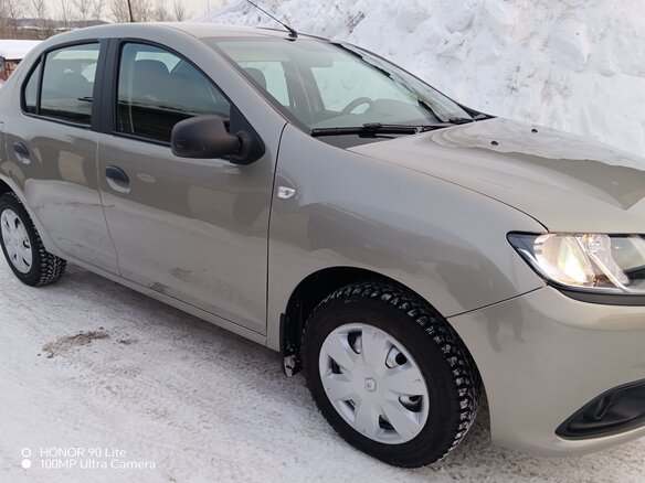 Купить б/у Renault Logan II 1.6 MT (82 л.с.) бензин механика в Миассе ...