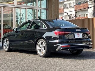 2022 Audi A4 35 TFSI V (B9) Рестайлинг, чёрный, 2110000 рублей, вид 5
