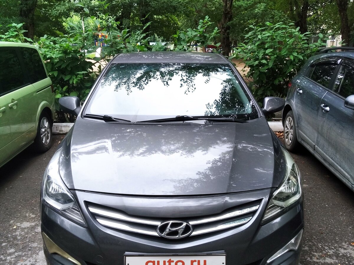 Купить б/у Hyundai Solaris I Рестайлинг 1.4 AT (107 л.с.) бензин ...