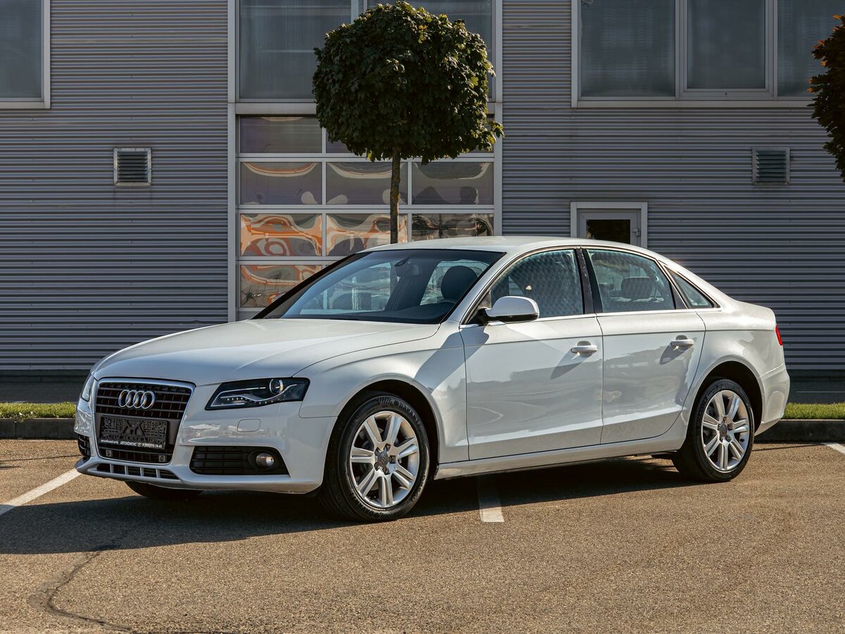 Audi A4 IV (B8)