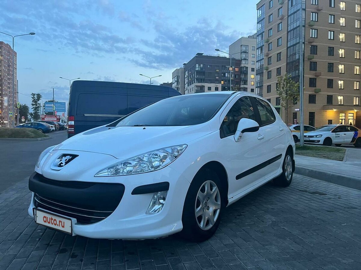 Купить б/у Peugeot 308 I 1.6 AT (120 л.с.) бензин автомат в Москве ...
