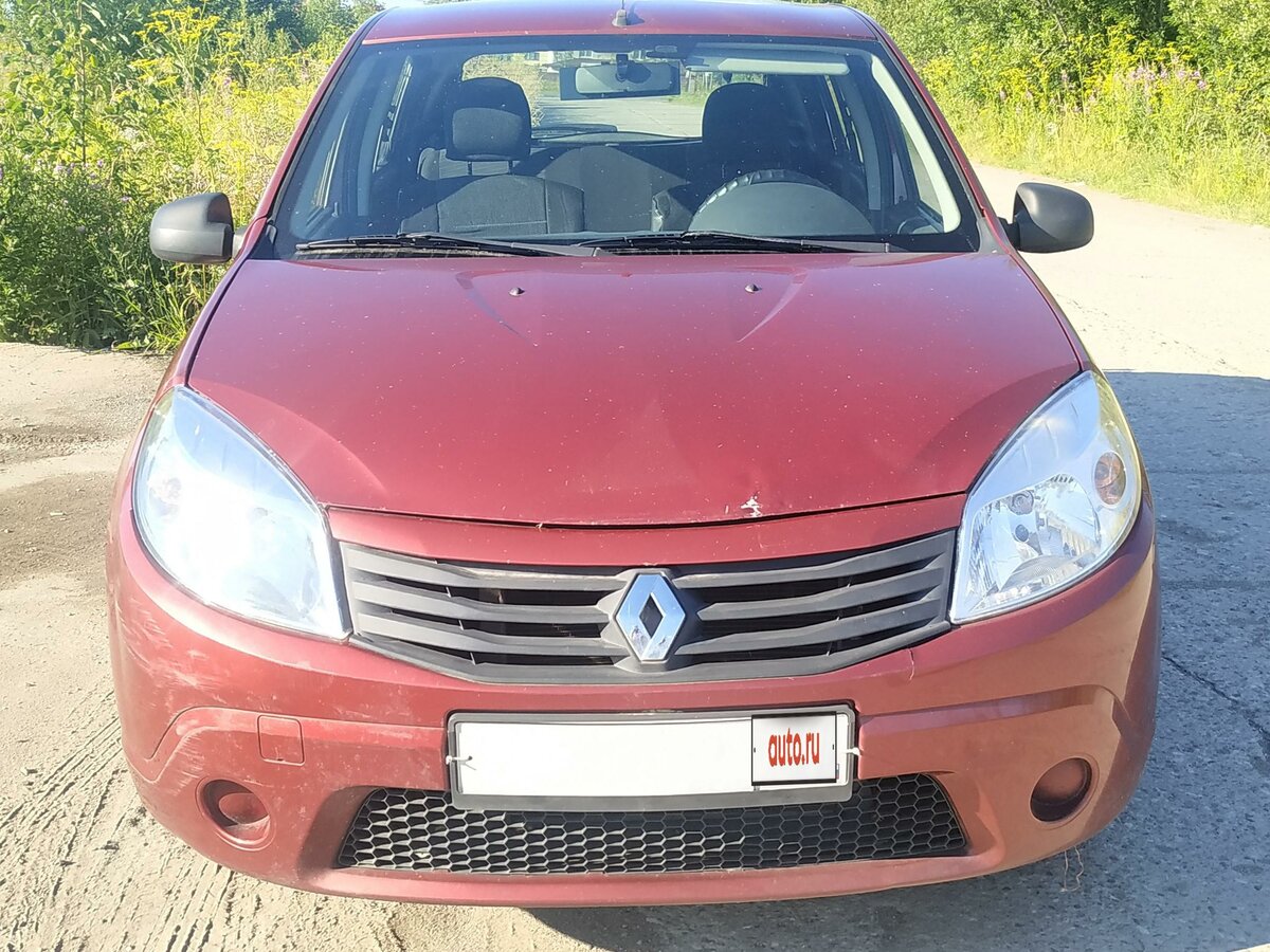 Купить б/у Renault Sandero I 1.6 MT (84 л.с.) бензин механика в ...