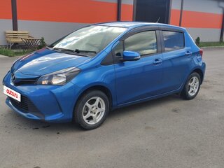 2015 Toyota Vitz III (XP130) Рестайлинг, синий, 750000 рублей, вид 1