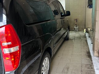 2016 Hyundai H-1 II Рестайлинг, чёрный, 1700000 рублей, вид 1