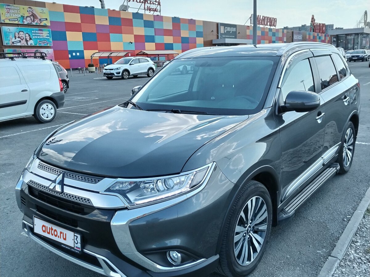 Купить б/у Mitsubishi Outlander III Рестайлинг 3 2.0 CVT (146 л.с.) 4WD бензин вариатор в ...