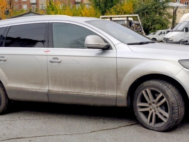 Audi Q7 I (4L)