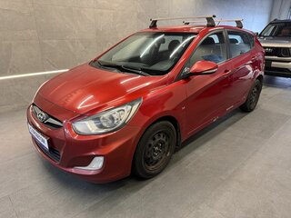2012 Hyundai Solaris I, красный, 599000 рублей, вид 1