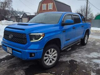 2021 Toyota Tundra CrewMax II Рестайлинг, синий, 7800000 рублей, вид 1