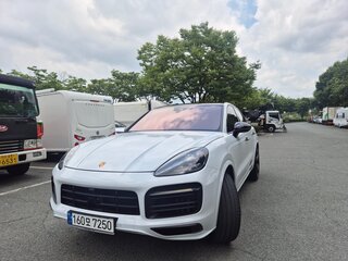 2022 Porsche Cayenne Coupé III, белый, 7500000 рублей, вид 1