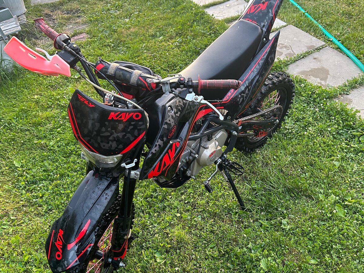 Купить б/у KAYO Basic 4 передачи в Москве: чёрный питбайк 2021 года по ...