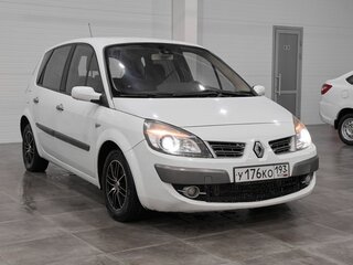 2009 Renault Scenic II Рестайлинг, белый, 509000 рублей, вид 1