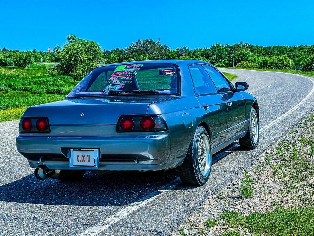 Nissan skyline viii r32