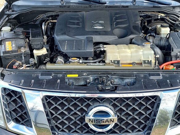 2010 Nissan Pathfinder III Рестайлинг, чёрный, 1800000 рублей - вид 12