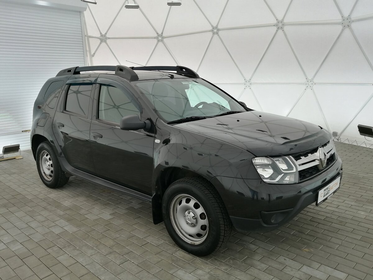 Купить б/у Renault Duster I Рестайлинг 2.0 MT (143 л.с.) 4WD бензин ...