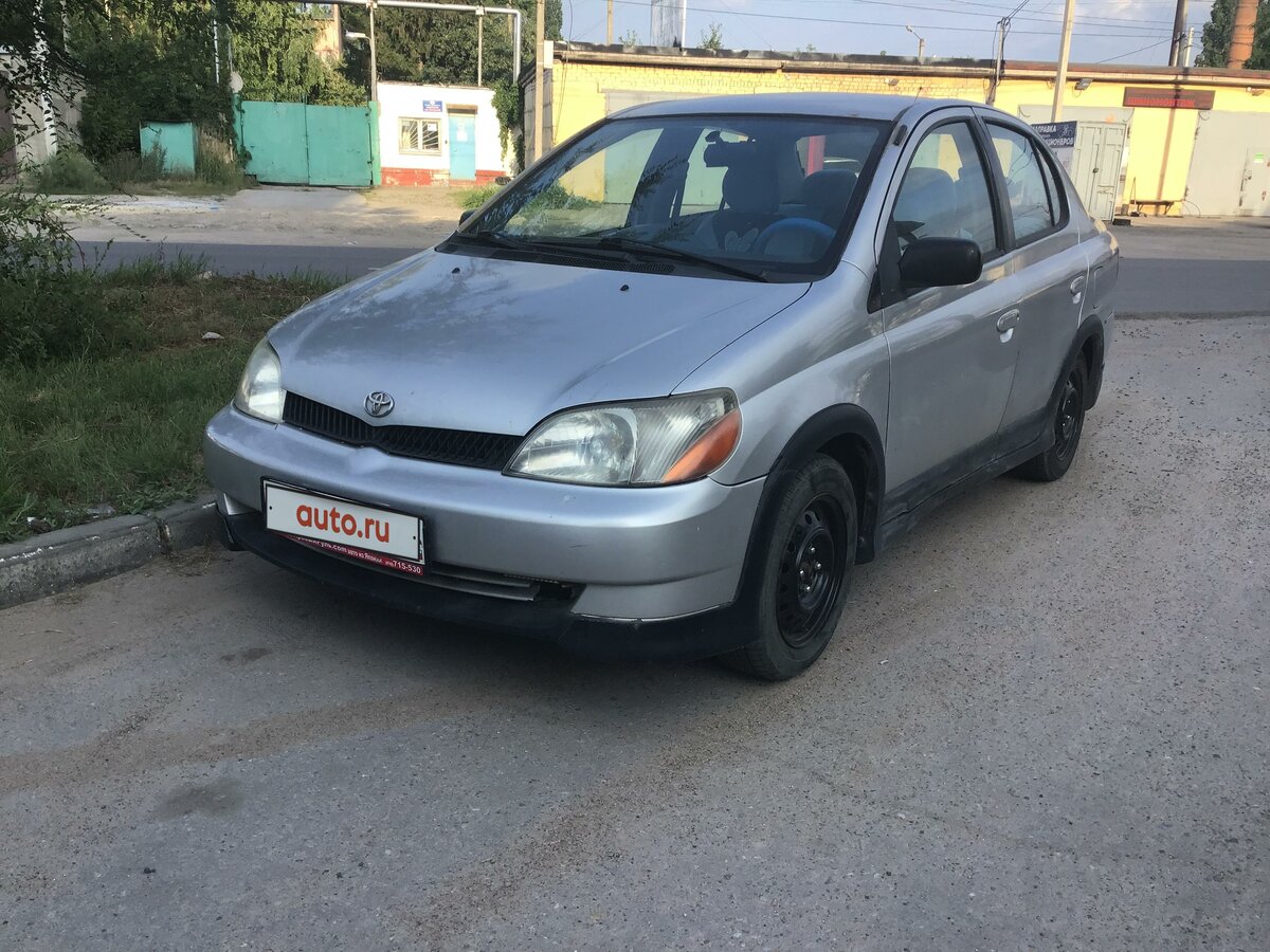 Тойота эхо 2000 года