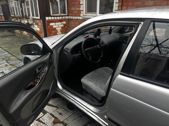 1999 Doninvest Kondor, серебристый, 350000 рублей - вид 9