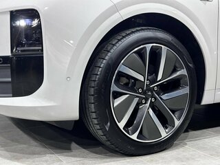 2025 Li Auto (Lixiang) L6, белый, 8790000 рублей, вид 5